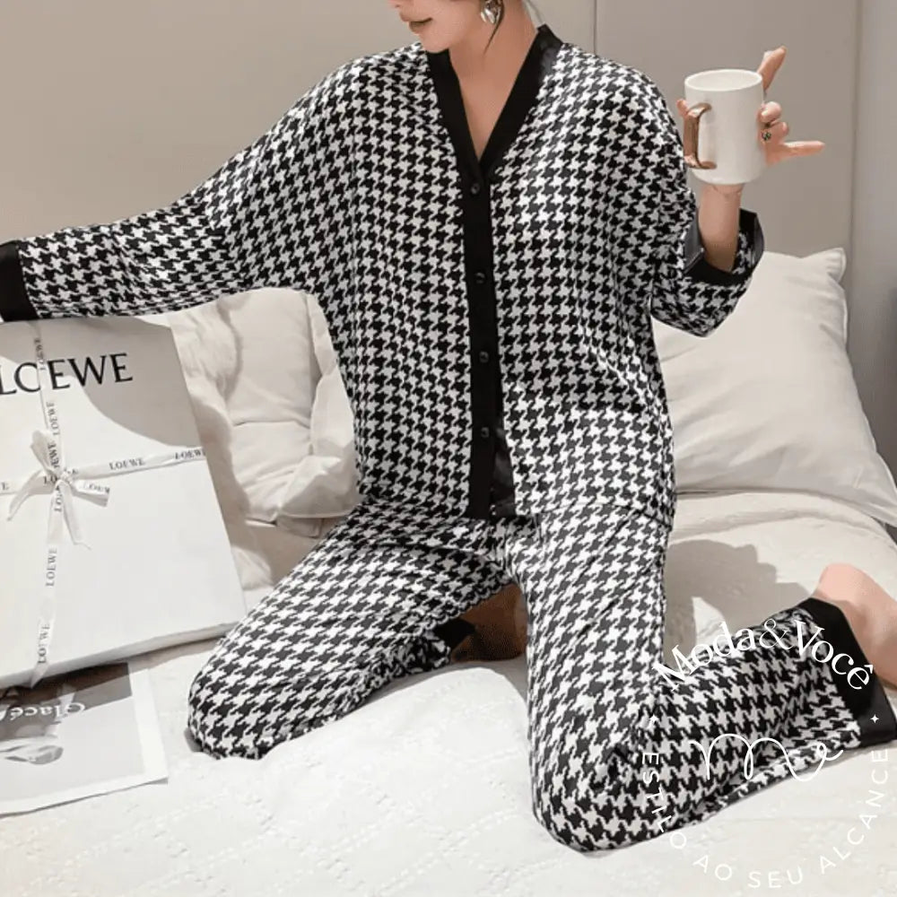 Pijama De Luxo - Toque Seda Preto E Branco / P Feminino