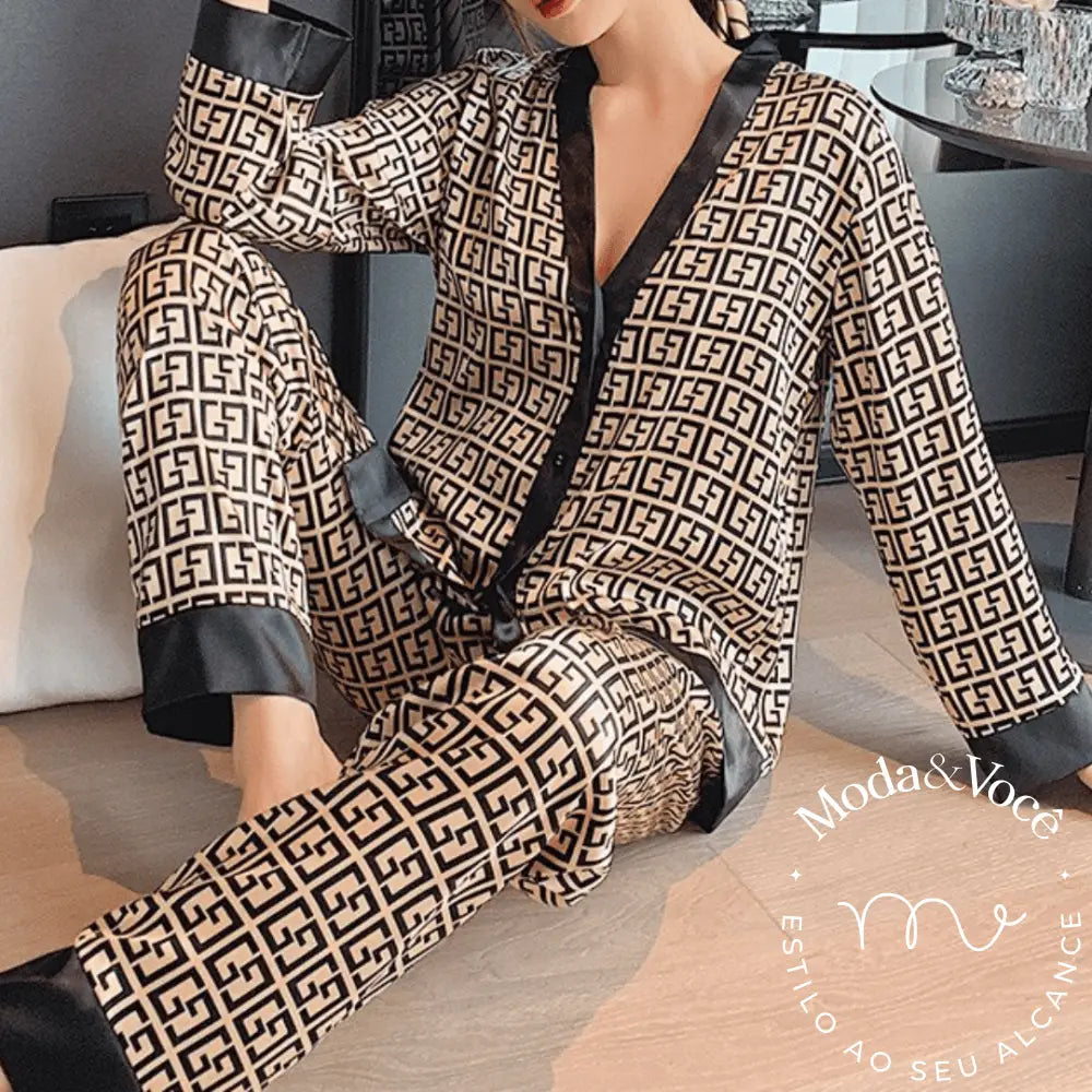 Pijama De Luxo - Toque Seda Preto E Dourado / P Feminino