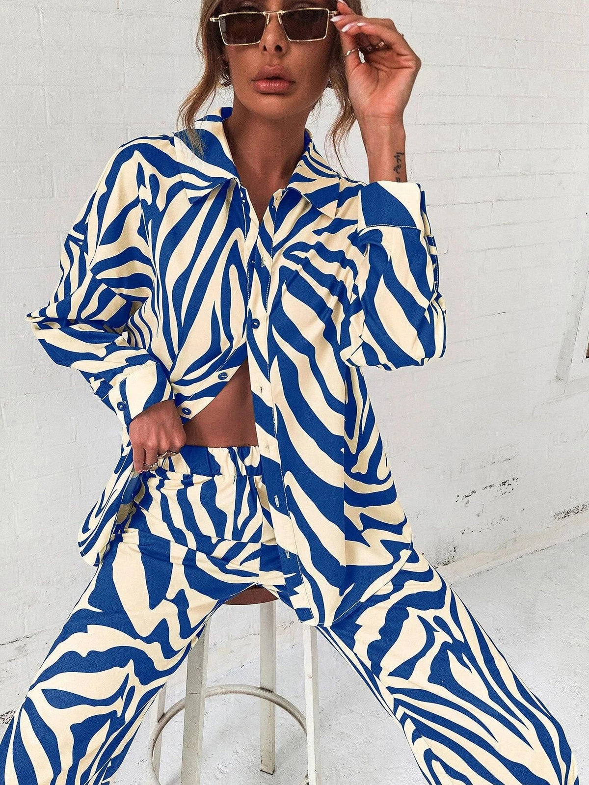 2022 Cross Border Hot Edition Street Trendy Print Trouser Set Long Sleeve Full Screen Off Shoulder