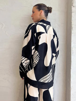 Women Digital Printed Two-Piece Set Chic Lapel Long Sleeved Top Loose Straight Leg Pants Suit 2023