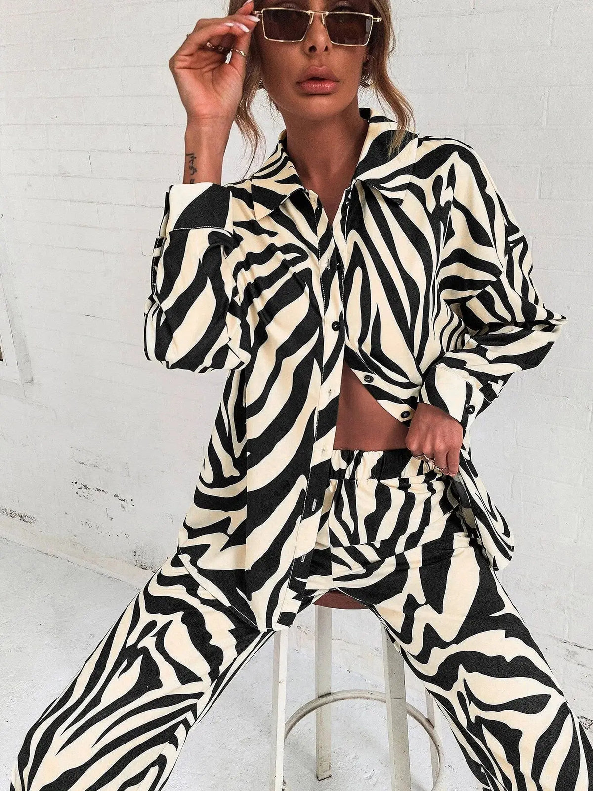 2022 Cross Border Hot Edition Street Trendy Print Trouser Set Long Sleeve Full Screen Off Shoulder