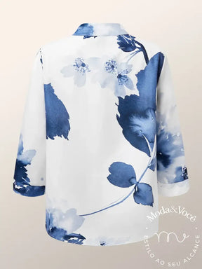 Blusa De Gola Alta Com Estampa Urbana Floral