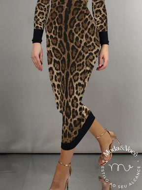 Vestido Longo Justo Com Estampa De Leopardo Decote Canoa Elegante E Alta Elasticidade